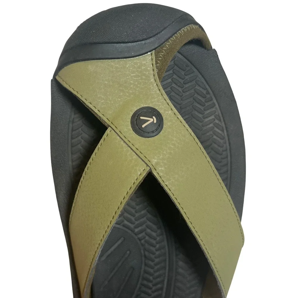 KEEN Waimea H2 Sandals Mens 12 Olive Green Toe Guard Flip Flop Slides